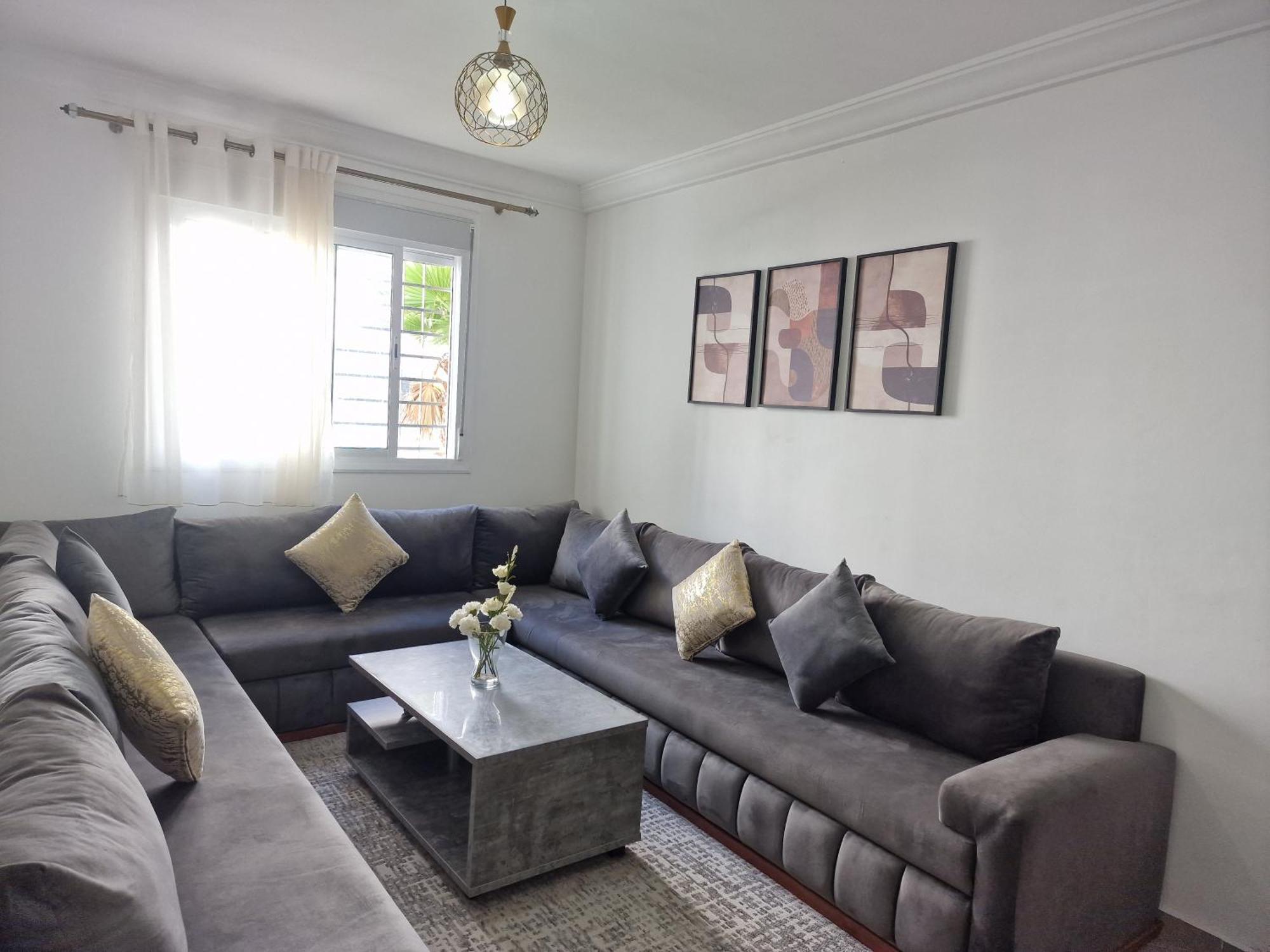 Cosy Apartment Near Beach & Airport Tangier Exterior photo